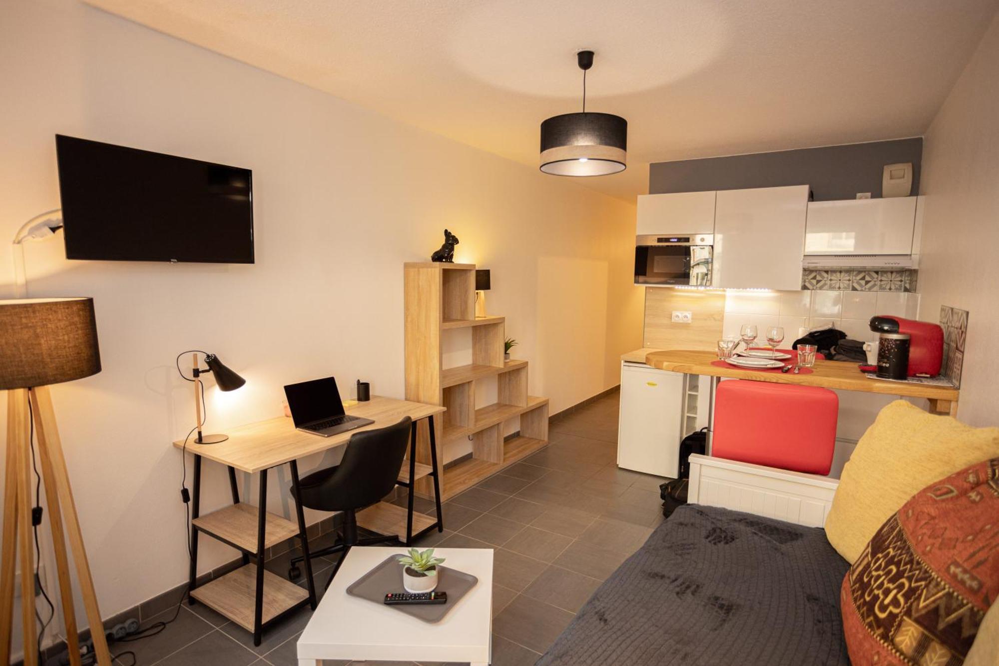 Studio Premium Arrivee Autonome 24S24H Troyes Bagian luar foto