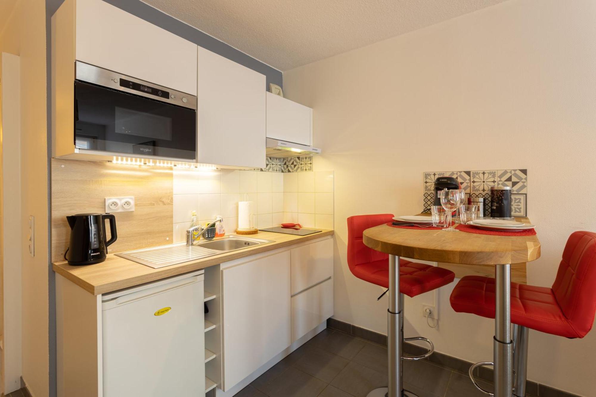Studio Premium Arrivee Autonome 24S24H Troyes Bagian luar foto